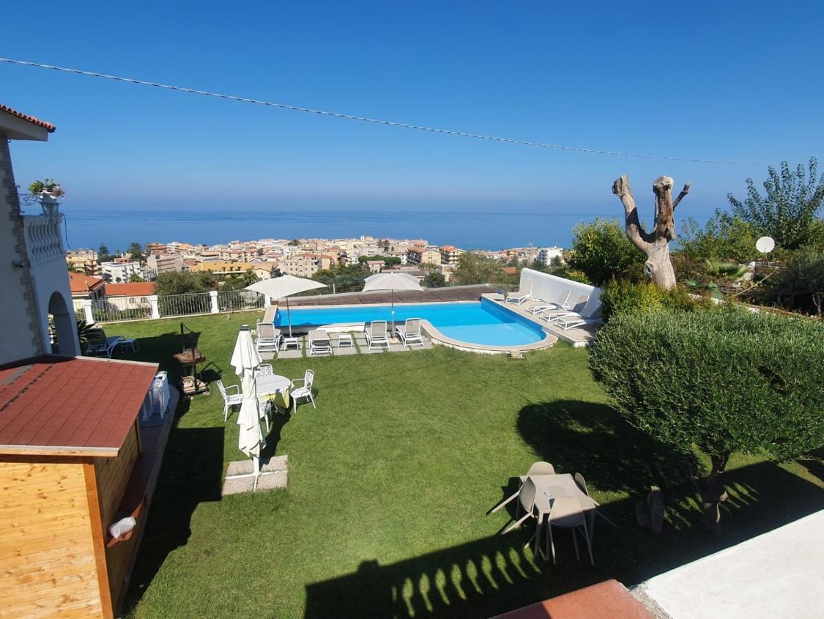Villa Bella Vista Tropea Exterior photo