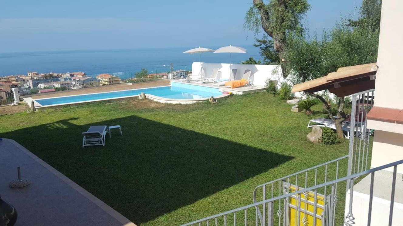 Villa Bella Vista Tropea Exterior photo